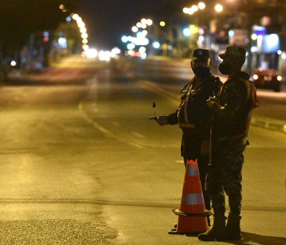 Ex ministro de Hacienda estima que nuevas restricciones afectarán a 250.000 personas